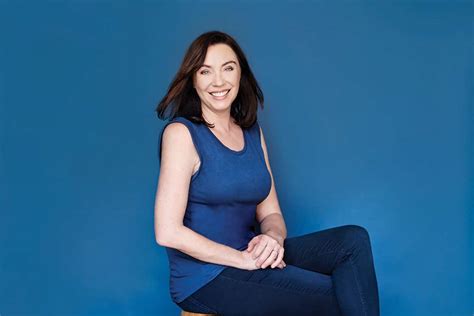 flo age progressive|Stephanie Courtney Biography